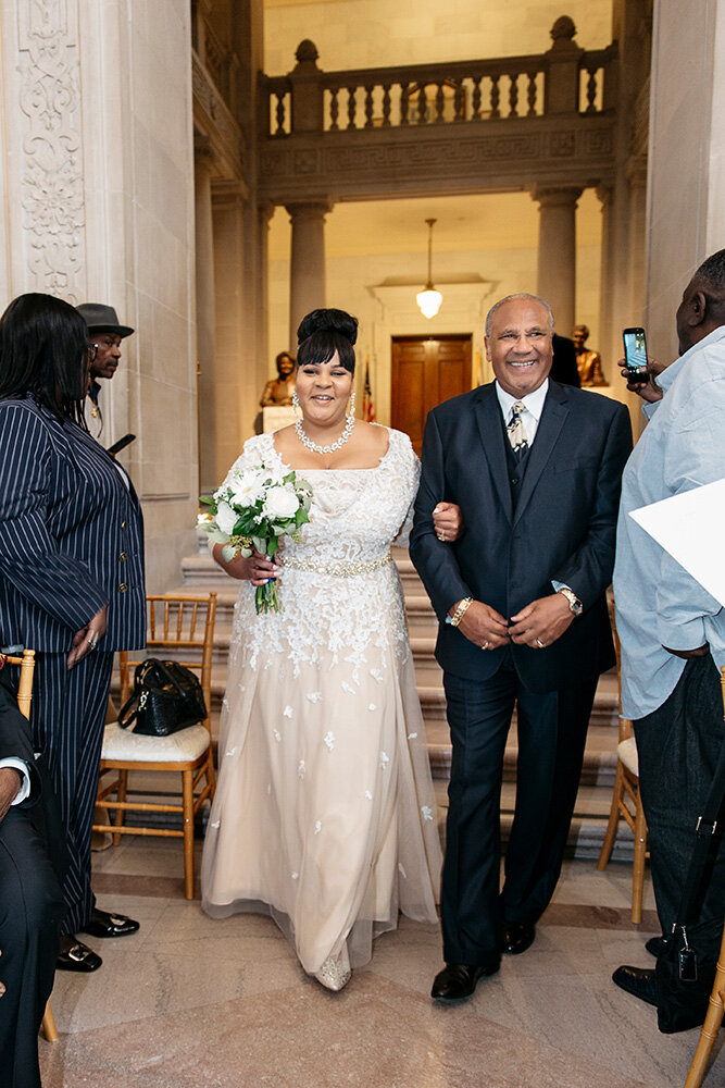 San Francisco City Hall Wedding Photographer -www.rachellevinephoto.com16.jpg