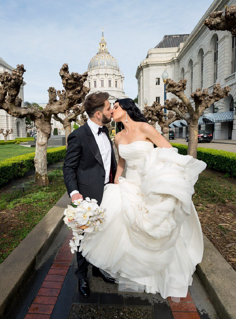 Elopement outside of City Hall, Couple kissing